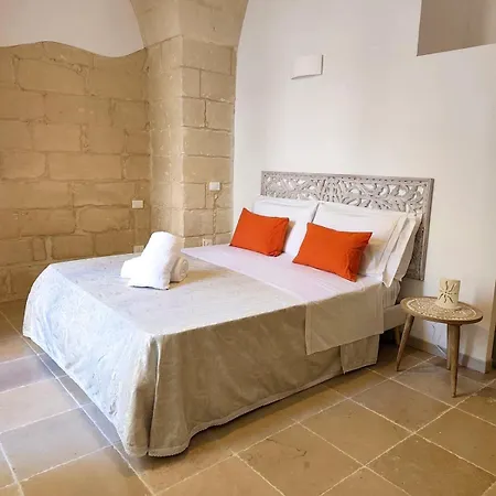 Antica Dimora Con Volte A Stella Dietro Al Duomo Con Parcheggio Apartamento *